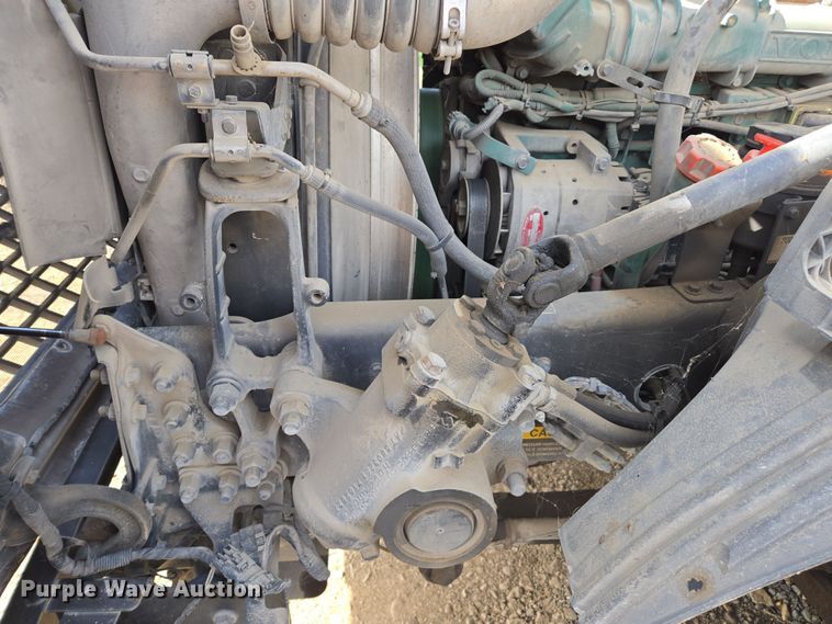 image for item EC0878 2012 Volvo VNL dump truck