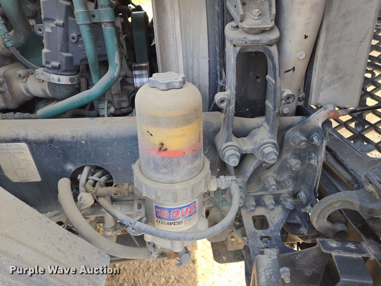 image for item EC0878 2012 Volvo VNL dump truck