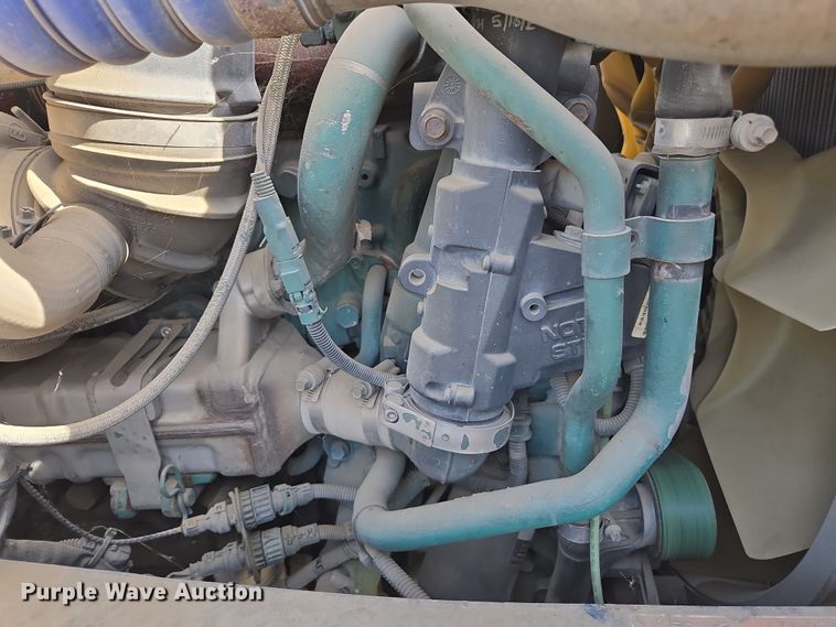 image for item EC0878 2012 Volvo VNL dump truck