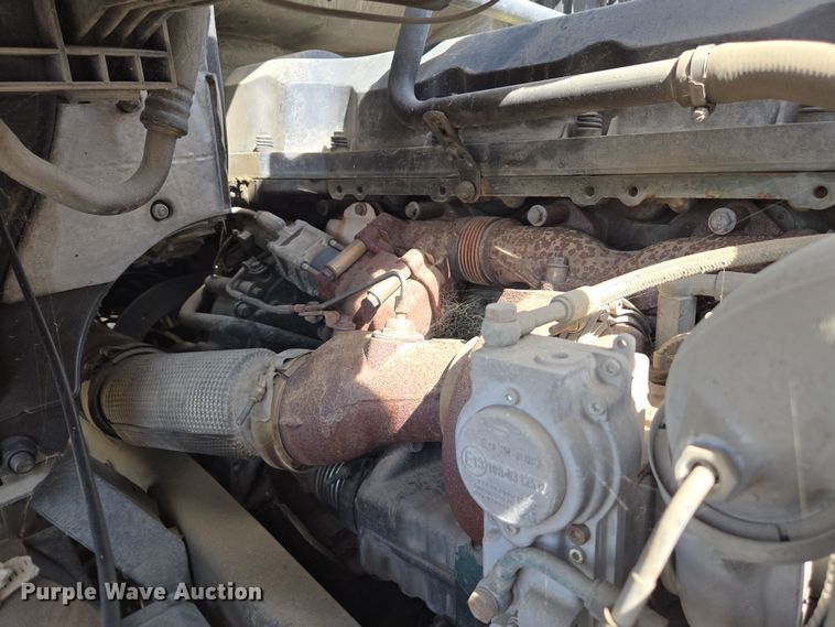 image for item EC0878 2012 Volvo VNL dump truck