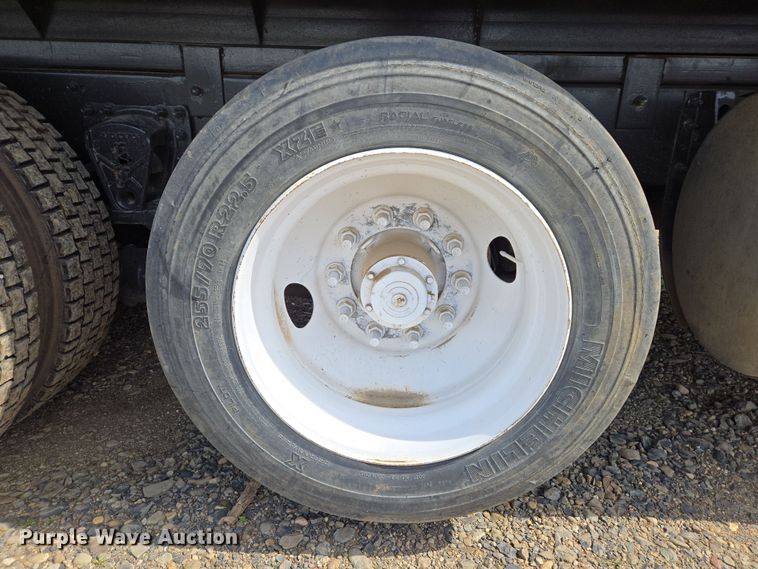 image for item EC0878 2012 Volvo VNL dump truck