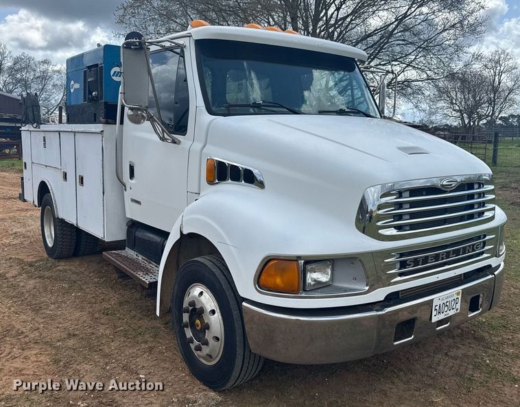 image for item EC3504 2002 Sterling Acterra utility / service truck