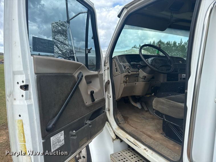 image for item EC3504 2002 Sterling Acterra utility / service truck