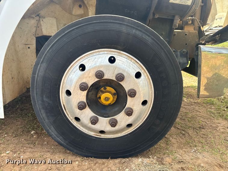 image for item EC3504 2002 Sterling Acterra utility / service truck