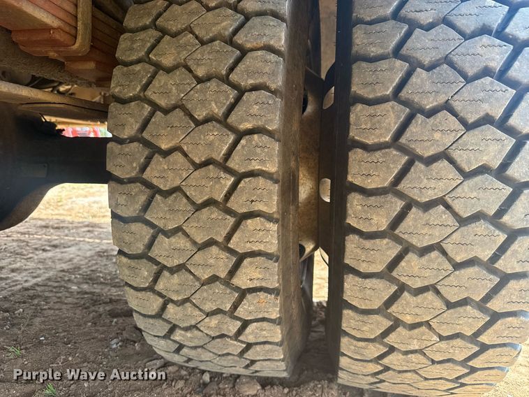 image for item EC3504 2002 Sterling Acterra utility / service truck