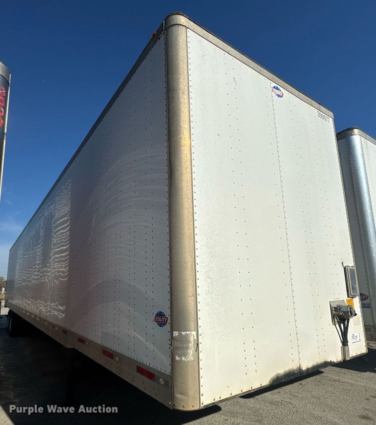 image for item EC3509 2008 Utility dry van trailer