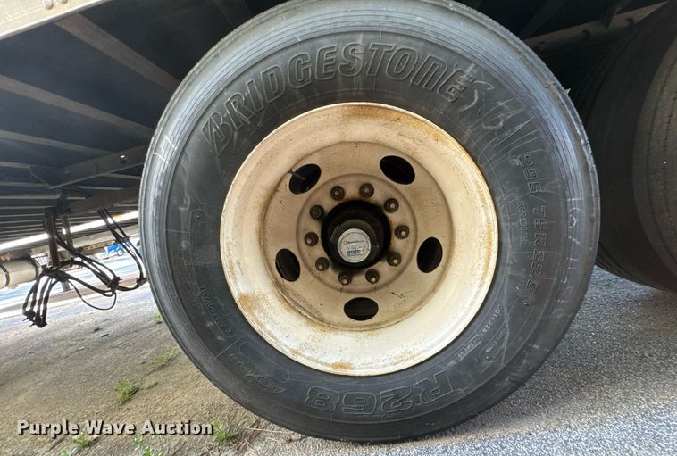 image for item EC3509 2008 Utility dry van trailer