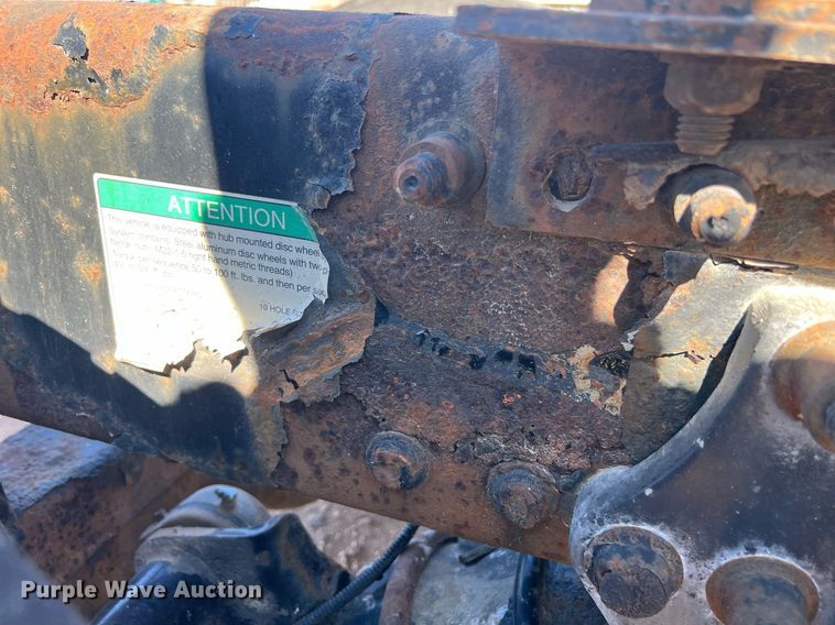 image for item ED2481 2010 Freightliner Coronado semi truck