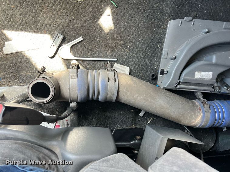 image for item ED2481 2010 Freightliner Coronado semi truck