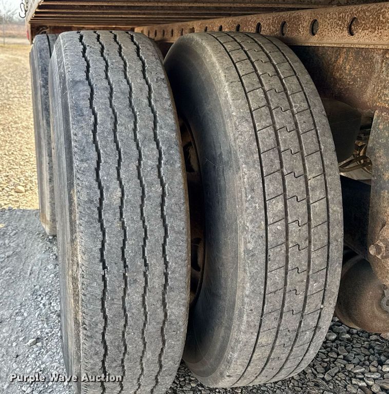 image for item ED3997 2003 Great Dane dry van trailer