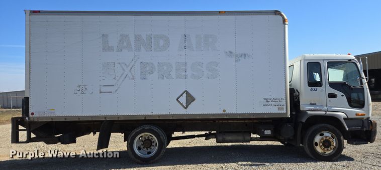 image for item ED4000 2006 Isuzu FTR box truck