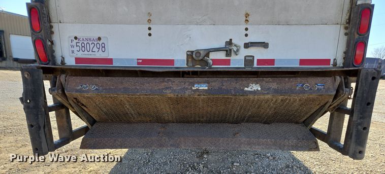 image for item ED4000 2006 Isuzu FTR box truck