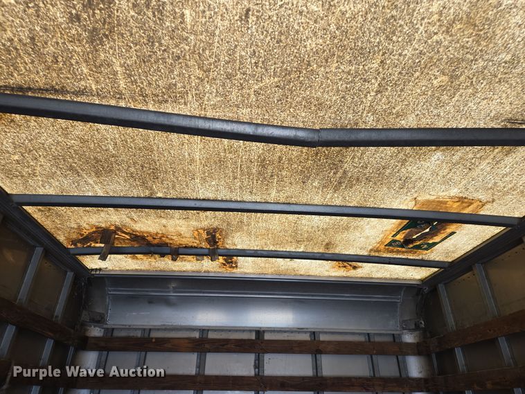 image for item ED4000 2006 Isuzu FTR box truck