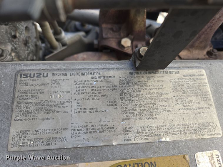 image for item ED4000 2006 Isuzu FTR box truck