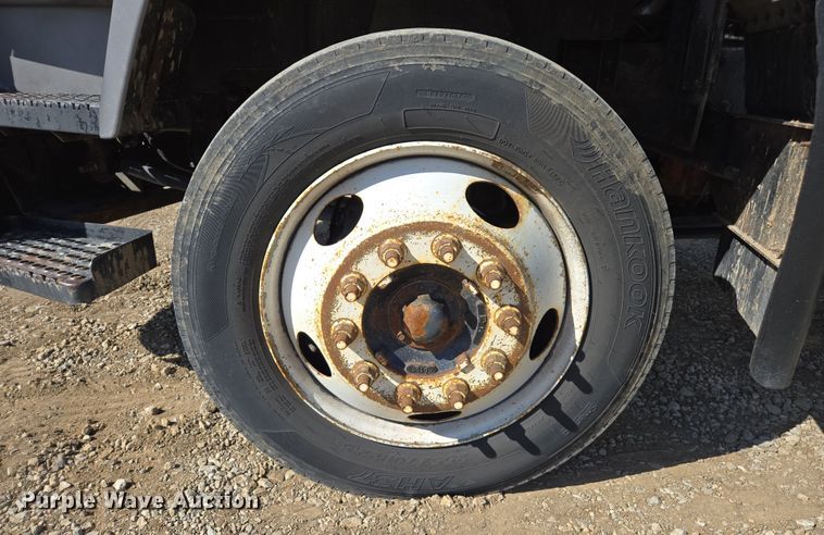 image for item ED4000 2006 Isuzu FTR box truck