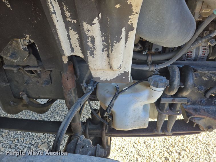 image for item ED4001 2011 Freightliner M2 semi truck