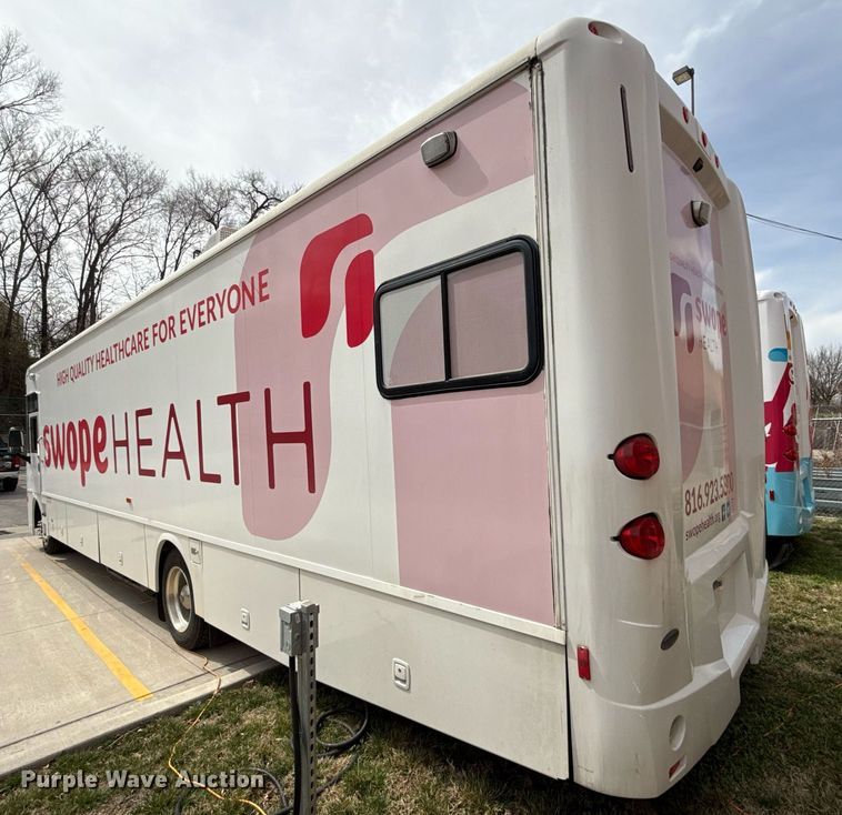 image for item ED4098 2017 Freightliner MC mobile medical unit