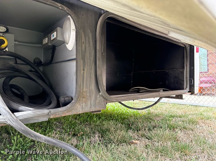 image for item ED4098 2017 Freightliner MC mobile medical unit