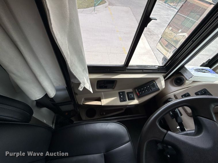 image for item ED4098 2017 Freightliner MC mobile medical unit