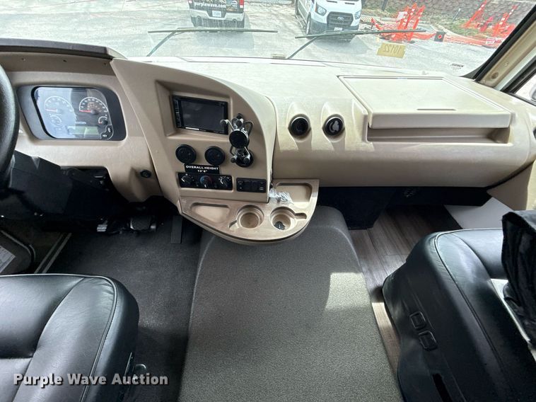 image for item ED4098 2017 Freightliner MC mobile medical unit