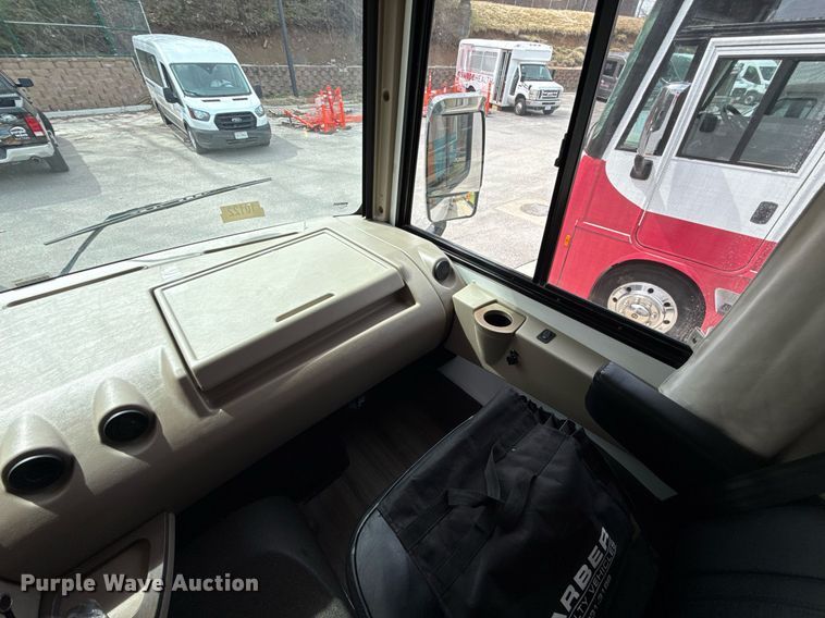 image for item ED4098 2017 Freightliner MC mobile medical unit