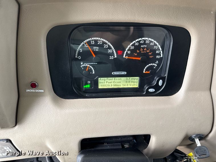 image for item ED4098 2017 Freightliner MC mobile medical unit