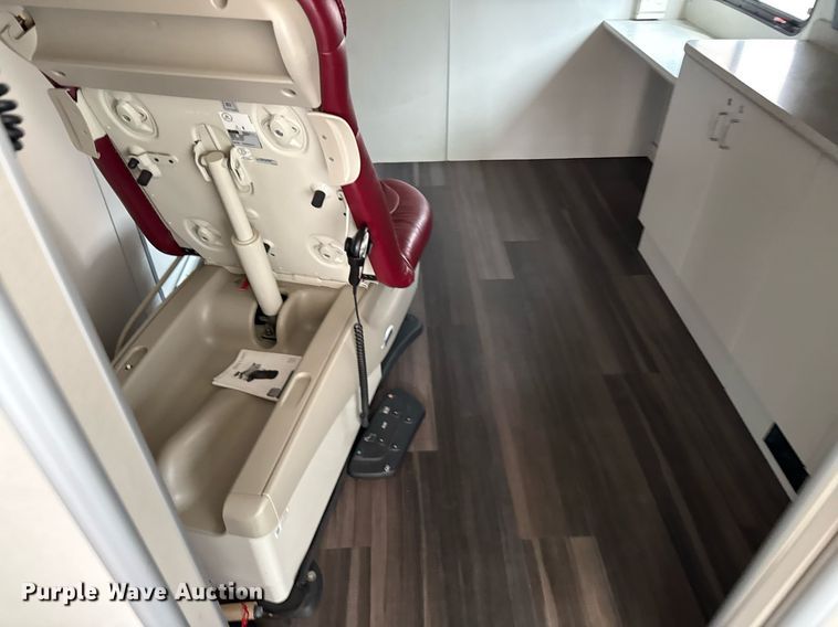 image for item ED4098 2017 Freightliner MC mobile medical unit