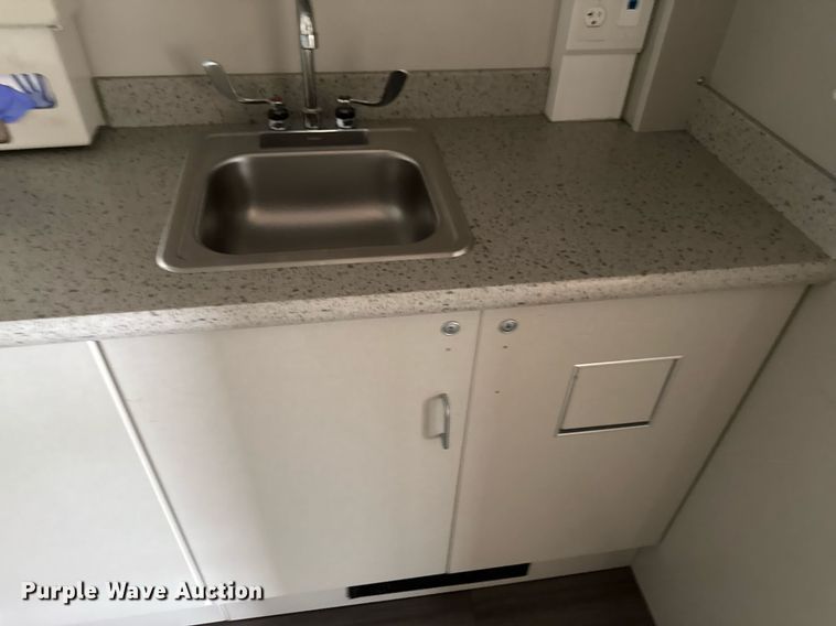 image for item ED4098 2017 Freightliner MC mobile medical unit