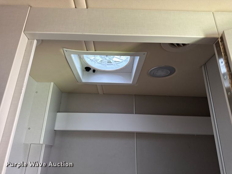 image for item ED4098 2017 Freightliner MC mobile medical unit