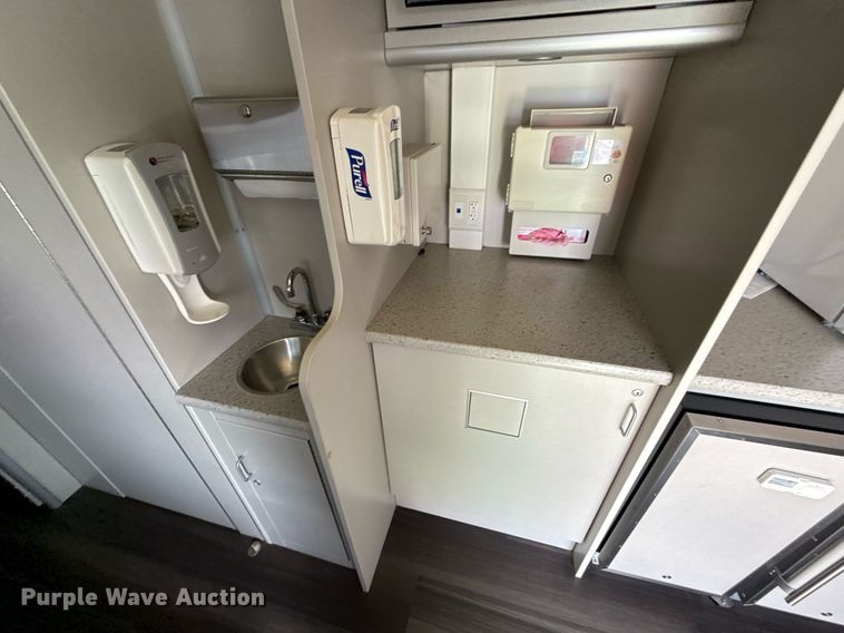 image for item ED4098 2017 Freightliner MC mobile medical unit