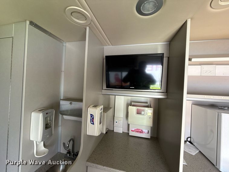 image for item ED4098 2017 Freightliner MC mobile medical unit