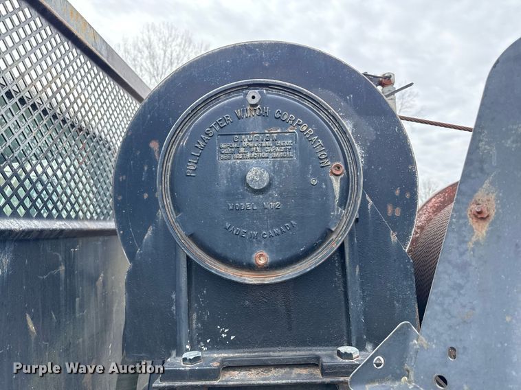 image for item ED4122 1995 Chevrolet C7 Topkick winch truck