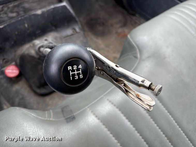 image for item ED4122 1995 Chevrolet C7 Topkick winch truck