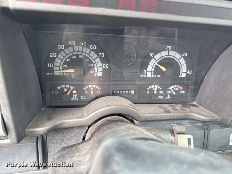 image for item ED4122 1995 Chevrolet C7 Topkick winch truck