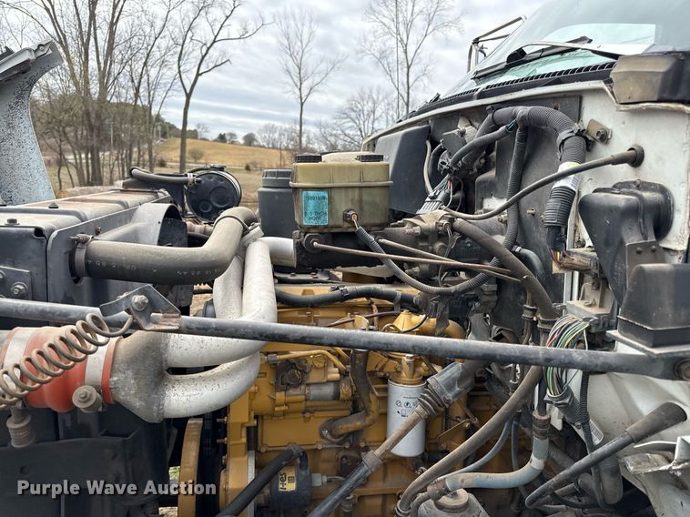 image for item ED4122 1995 Chevrolet C7 Topkick winch truck