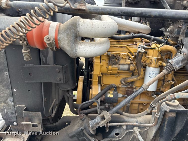 image for item ED4122 1995 Chevrolet C7 Topkick winch truck