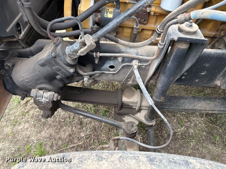 image for item ED4122 1995 Chevrolet C7 Topkick winch truck