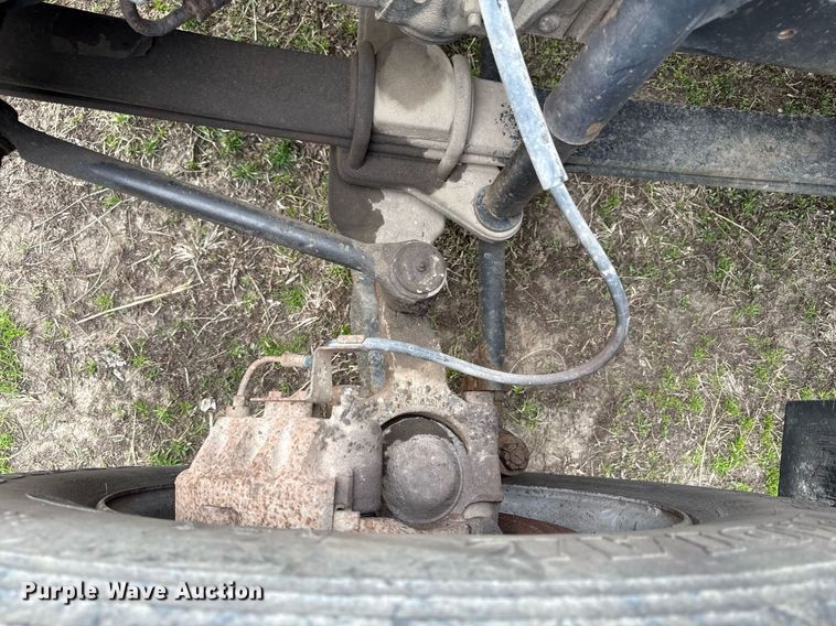 image for item ED4122 1995 Chevrolet C7 Topkick winch truck