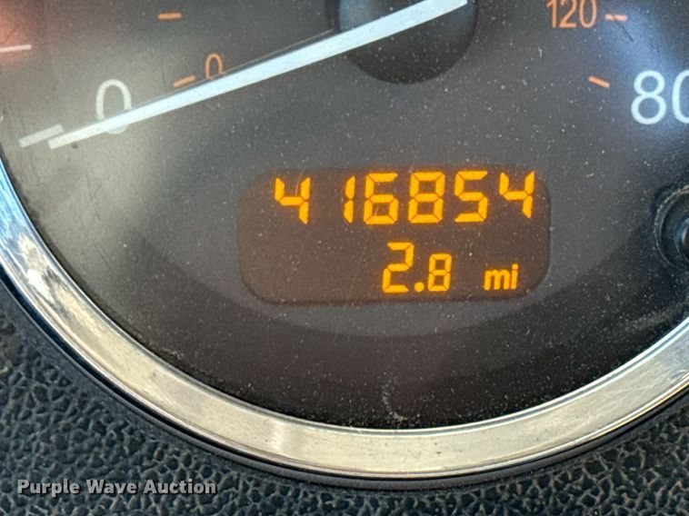 image for item ED5556 2016 Peterbilt 389 semi truck