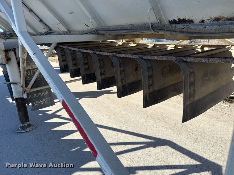 image for item ED5557 2008 Trinity Eagle Bridge live bottom trailer