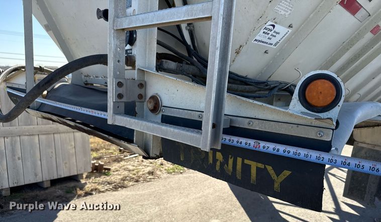 image for item ED5557 2008 Trinity Eagle Bridge live bottom trailer