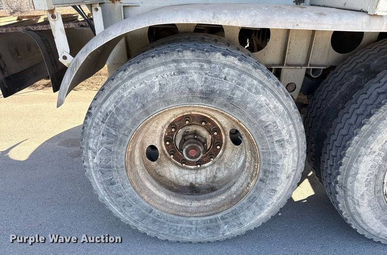 image for item ED5557 2008 Trinity Eagle Bridge live bottom trailer