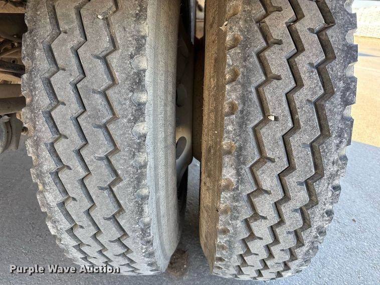 image for item ED5557 2008 Trinity Eagle Bridge live bottom trailer