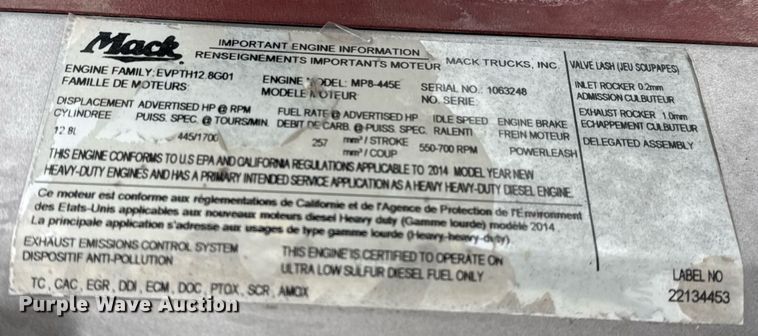 image for item ED5561 2015 Mack CXU613 semi truck