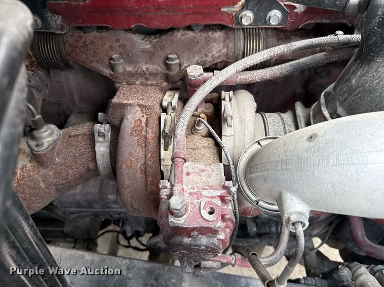 image for item ED5561 2015 Mack CXU613 semi truck