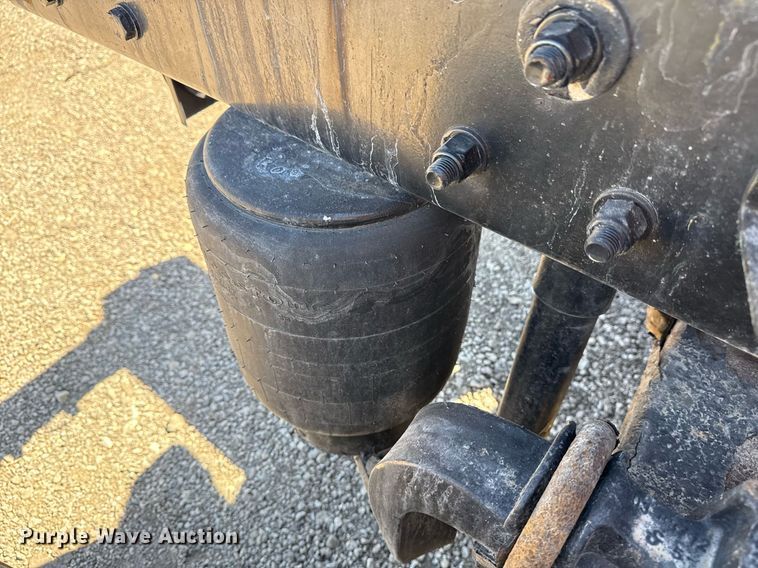 image for item EG2623 2019 Kenworth T680 semi truck