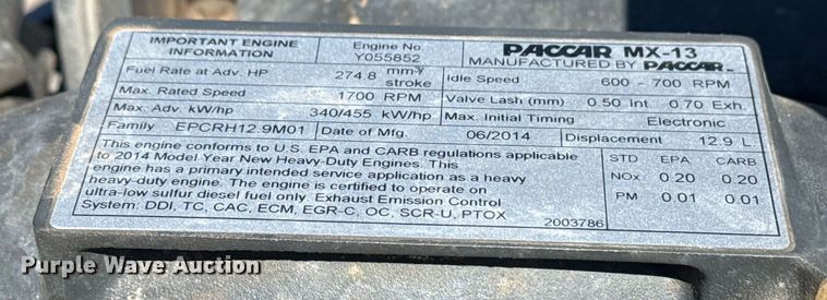 image for item EG2668 2015 Peterbilt 579 semi truck