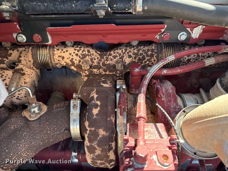 image for item EG5672 2016 Mack CHU semi truck