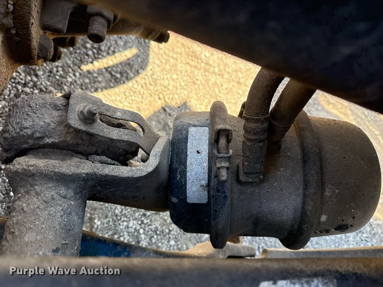 image for item EG5673 2007 Peterbilt 379 semi truck