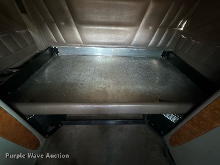 image for item EG5673 2007 Peterbilt 379 semi truck